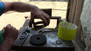 Как подогнать полукольца осевого смещения коленвала на д-65 ЮМЗ