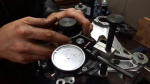 BMW R 1200 Замена сальников и регулировка редуктора