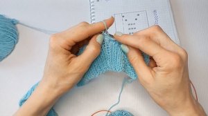 Жакет спицами для девочки /подростка/ теневой узор/ цельнаязаная планка/Часть 1