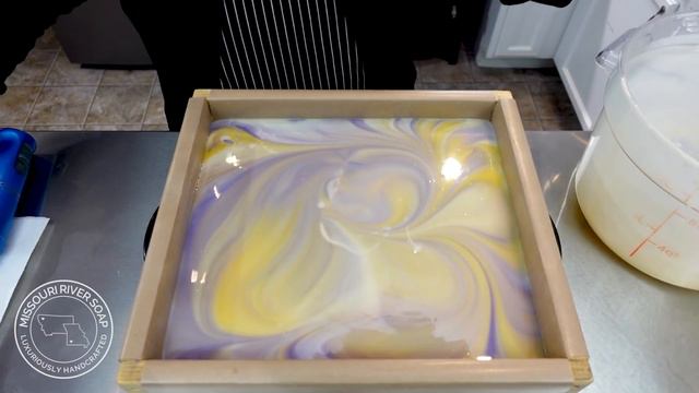 Making Lavender Lemon Cold Process Soap | MO River Soap смотреть онлайн