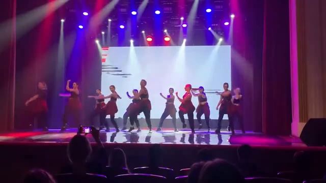 153 Танцевальный коллектив InFlow г Казань Born in Flames смотреть онлайн