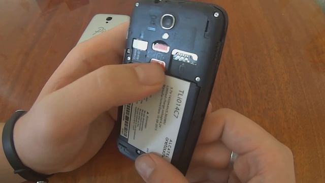 Видеообзор Alcatel One Touch Pixi First 4024d