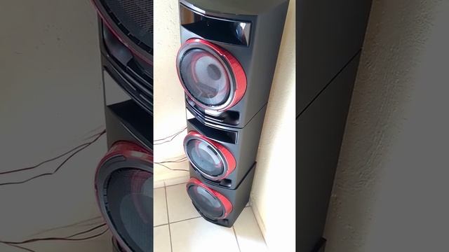 LG XBoom CJ88 2250w RMS смотреть онлайн