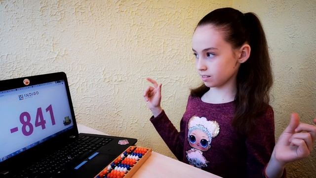 Ментальная арифметика: счет трехзначных чисел в уме 90 действий смотреть онлайн