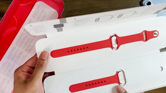 Apple Series 6 Product Red Unboxing смотреть онлайн