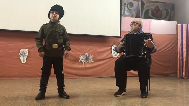 Мыл казак в воде коня, Реутт Станислав, народный, соло, 2.10.2020 смотреть онлайн