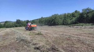 Прессование сена прессом пр 110  унисибмаш трактором Т 25