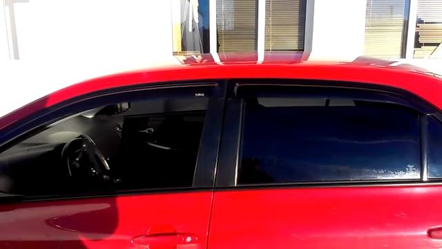 Toyota Corolla. Доводчик стекол на 4-х дверях. смотреть онлайн