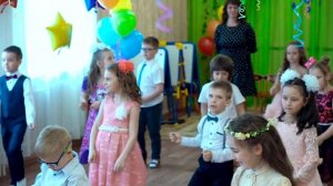 «Двигайся! Замри!»Танец на выпускном