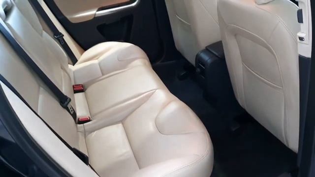 171D16117 - 2017 Volvo XC60 D4 190hp FWD SE 27,950 смотреть онлайн