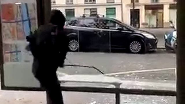 Трудности протестующих смотреть онлайн