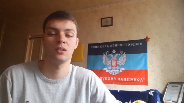 Никита Елистратов - стихотворение Роберта РОЖДЕСТВЕНСКОГО "Реквием" смотреть онлайн