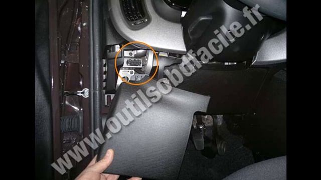 Prise OBD Fiat Panda III (2012- ?) - Où trouver mon connecteur OBD2 смотреть онлайн