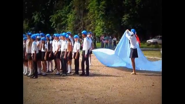 День победы. Выступление учащихся 5а класса МБОУ СОШ №4 с.Белое р. Адыгея смотреть онлайн