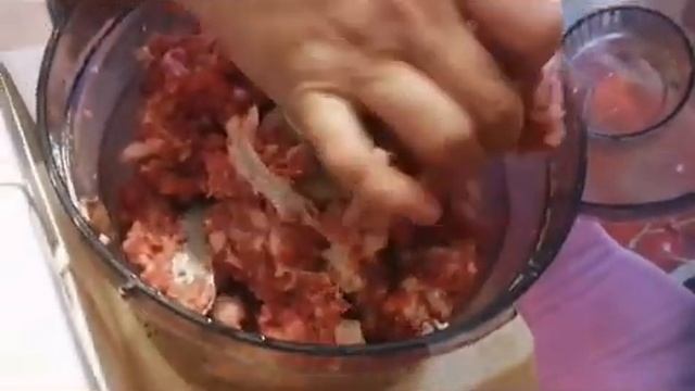 Кухонный процессор/комбайн 1996 года в работе смотреть онлайн