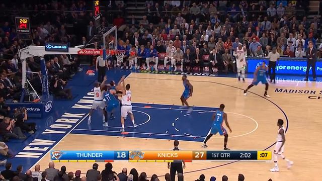 Anthony tries to shake Roberson, but Andre keeps a hand in his face. смотреть онлайн