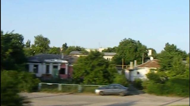 Подъезжаем на электричке к ЖД вокзалу Симферополя смотреть онлайн