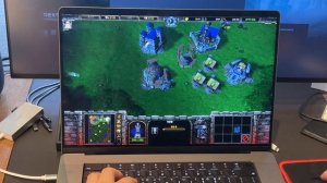 Macbook pro 16 M1 pro 칩 Warcraft Gameplay