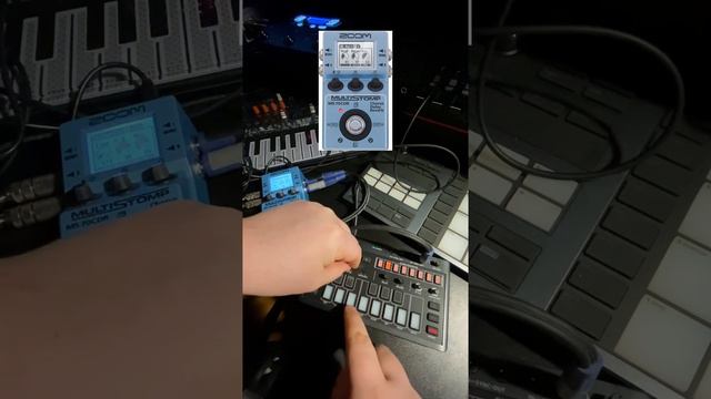 Юзаю гитарную педаль Zoom MS 70CDR смотреть онлайн