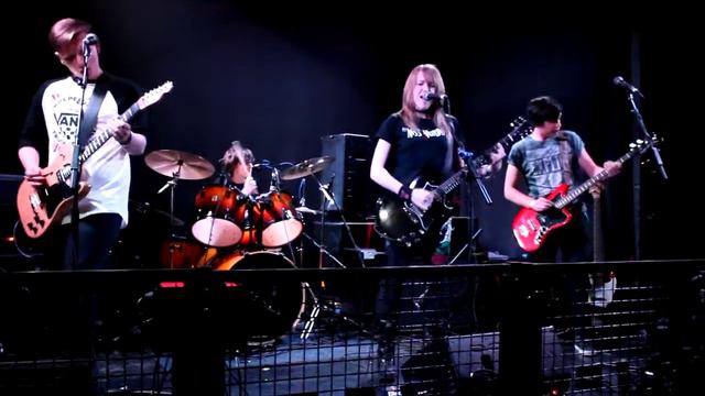 Battle Scars | Miss Murder | Live Original смотреть онлайн