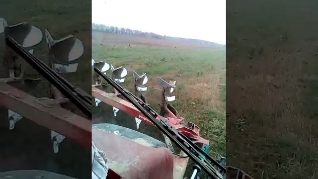 вспашка 3522 с плугом Kverneland