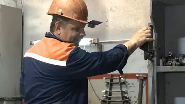 Почётный металлург и харизматичный актёр. Две грани Евгения Потемкина смотреть онлайн