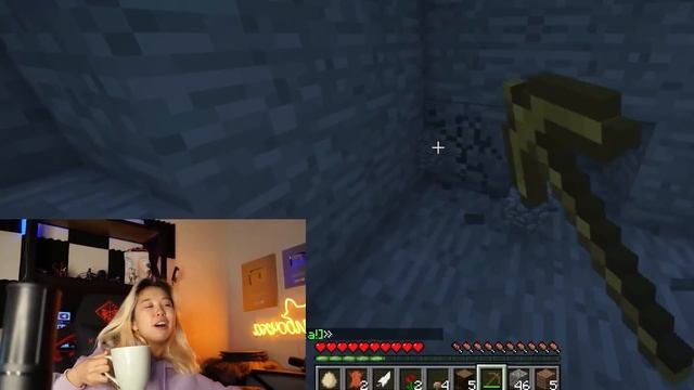 Учу Хому играть в Майнкрафт? (СМЕШНЫЕ МОМЕНТЫ) смотреть онлайн