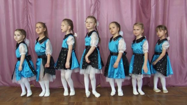 "Маленькие нотки" - "Карамелька".mp4