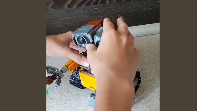 WALL-E | ТОЧНАЯ КОПИЯ | РОБОТОТЕХНИКА смотреть онлайн