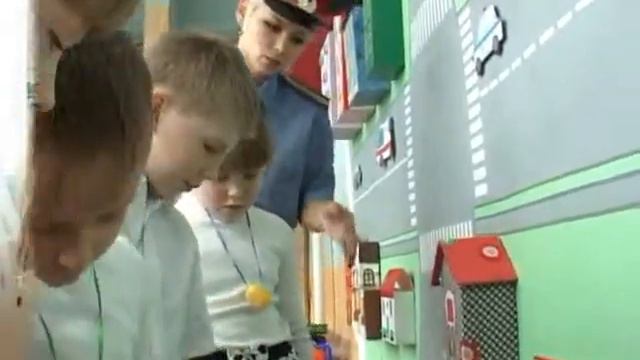 Полицейский 2016год смотреть онлайн