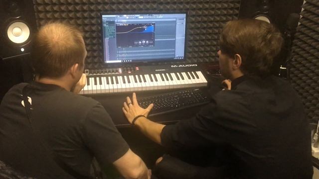 Пробный урок по Созданию музыки в @topdjschool, преподаватель @thedualpersonality смотреть онлайн