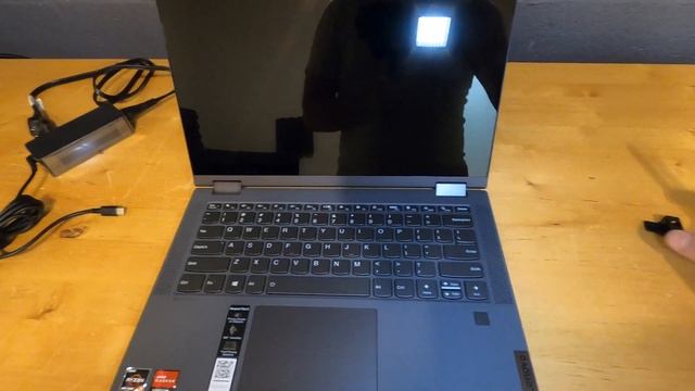 Lenovo IdeaPad Flex 5 14" 2-in-1 Laptop Review - Including a Look Inside смотреть онлайн