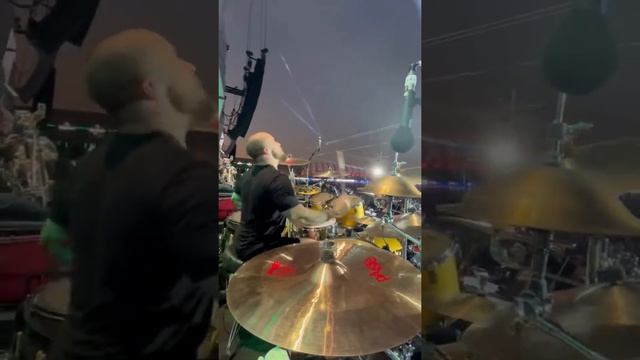 DRUM SOLO AT ROCK IN RIO 2022 - ELOY CASAGRANDE смотреть онлайн