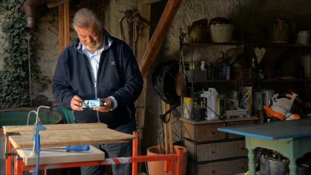 AGT Digitale 2in1-Wasserwaage mit vielen Profi-Extras смотреть онлайн