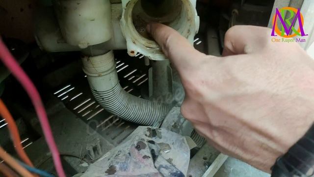 Washing machine ka pani nikalta hai | pani dryer me aa jata hai | Water leakage kaise thik kare смотреть онлайн