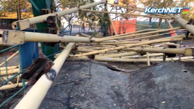 Керчь. Подрядчик: колесо обозрения могло рухнуть в любой момент смотреть онлайн