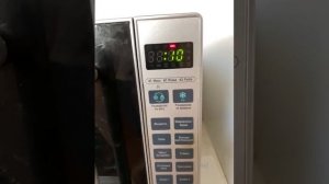 Микроволновка начала пищать Redmond rm-m1007