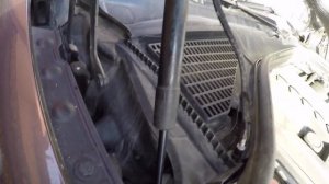 Замена салонных фильтров на BMW X3 F25. Внимание присутствие 2 комплектов салонных фильтров.