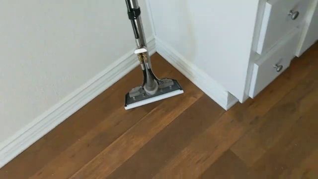 60 Second Vinyl Cleaning Class смотреть онлайн