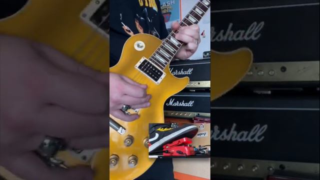 Guns N’ Roses - SWEET CHILD O’ MINE solo featuring DONNER VOWEL MINI WAH PEDAL! смотреть онлайн