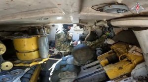 Боевая работа расчёта 152-мм самоходной артиллерийской установки  2С3 «Акация».