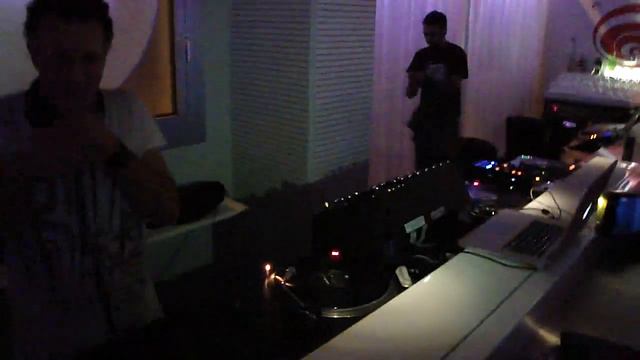 Alex Neri plays "Something Special" @BIG SMOKE (Sunday bash party @MOXA) смотреть онлайн