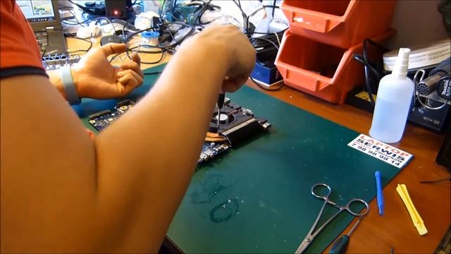 SAMSUNG R710 demontaż i czyszczenie chłodzenia | disassembly and cleaning samsung r710 смотреть онлайн