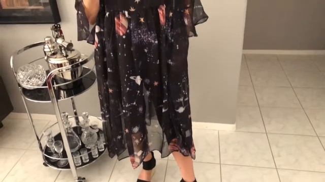 Review: Eva Trends Galaxy Galore Smock Dress смотреть онлайн