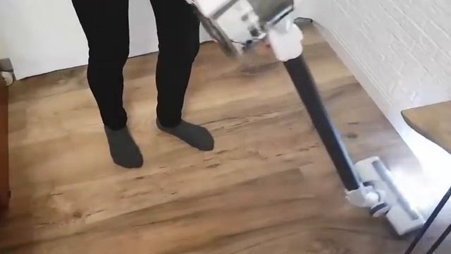 Мой помощник беспроводной вертикальный пылесос ⭐?✨?? REDMOND RV-UR360 ?✨⭐?? смотреть онлайн