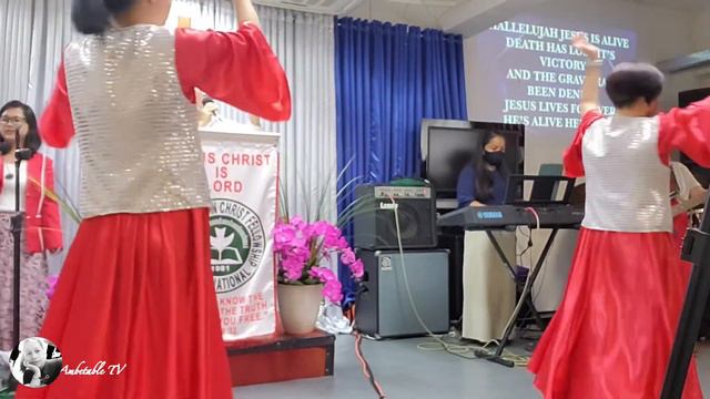 Hallelujah Jesus is Alive with Tambourine dance смотреть онлайн