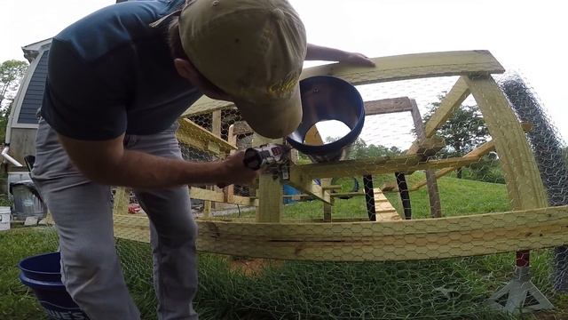 Chicken Tractor For Egg Layers - Part 2 смотреть онлайн