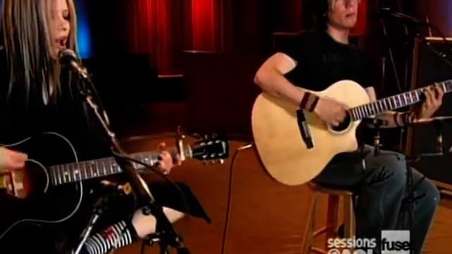 Avril Lavigne - Nobody's Home @ AOL Sessions 12/04/2004