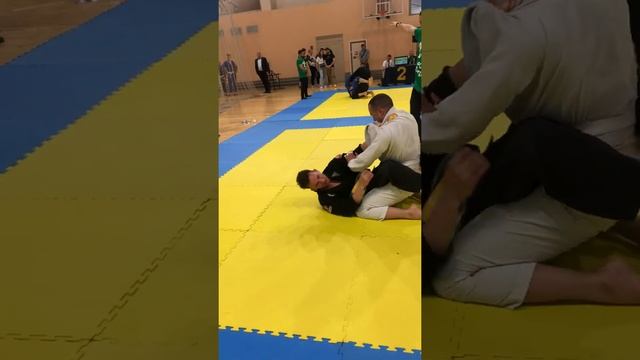 Король партера 16 Master BJJ(от 1992)88,3 кг, белый,финал Борисов Дмитрий NFGT смотреть онлайн