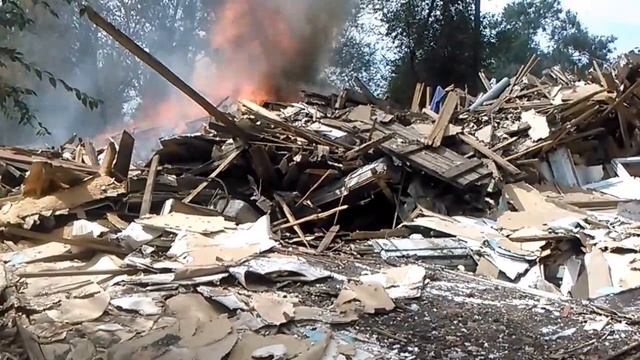 Это остров Зеленый, детка — 3. 11 августа пожар на Зеленом (начало) смотреть онлайн